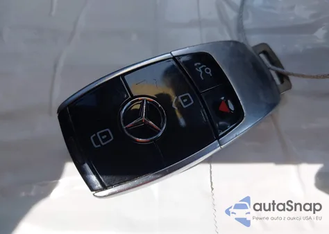 2017 Mercedes-Benz E 300 из США, поврежденный, VIN WDDZF4JB2HA036328